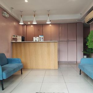 Glory Hotel Cubao